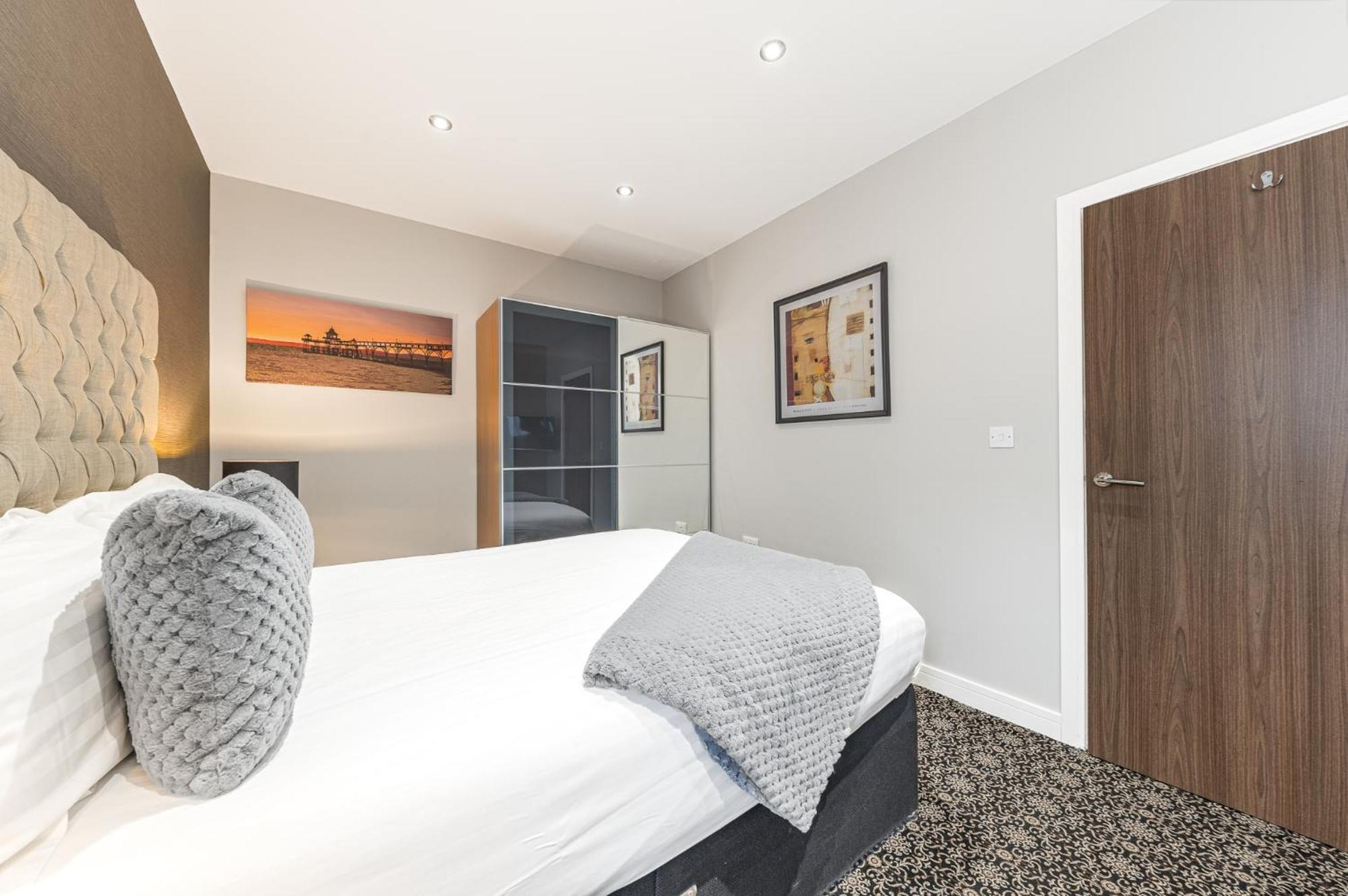 Abbey Apartments Modern Aparthotel For Tourists & Professionals 巴罗弗内斯 客房 照片