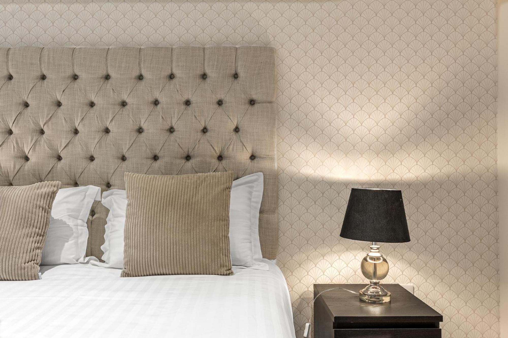 Abbey Apartments Modern Aparthotel For Tourists & Professionals 巴罗弗内斯 客房 照片